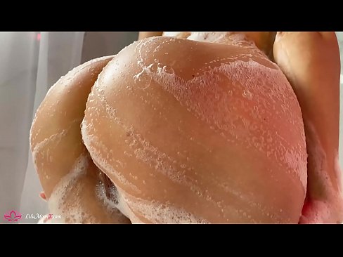 ❤️ Brunette Akuseweretsa maliseche ndi Vibrator mpaka Intense Orgasm mu Shower Kanema wolaula pa ife% ny.mouthporn.ru%